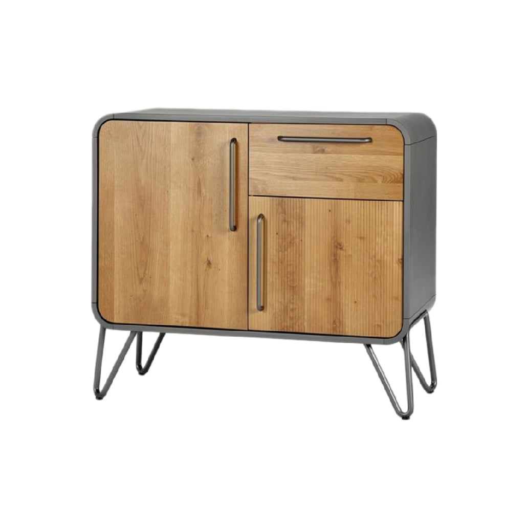 Moderne dressoir met houtlook en metalen poten